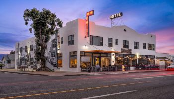 The Fin Hotel, Tapestry Collection by Hilton